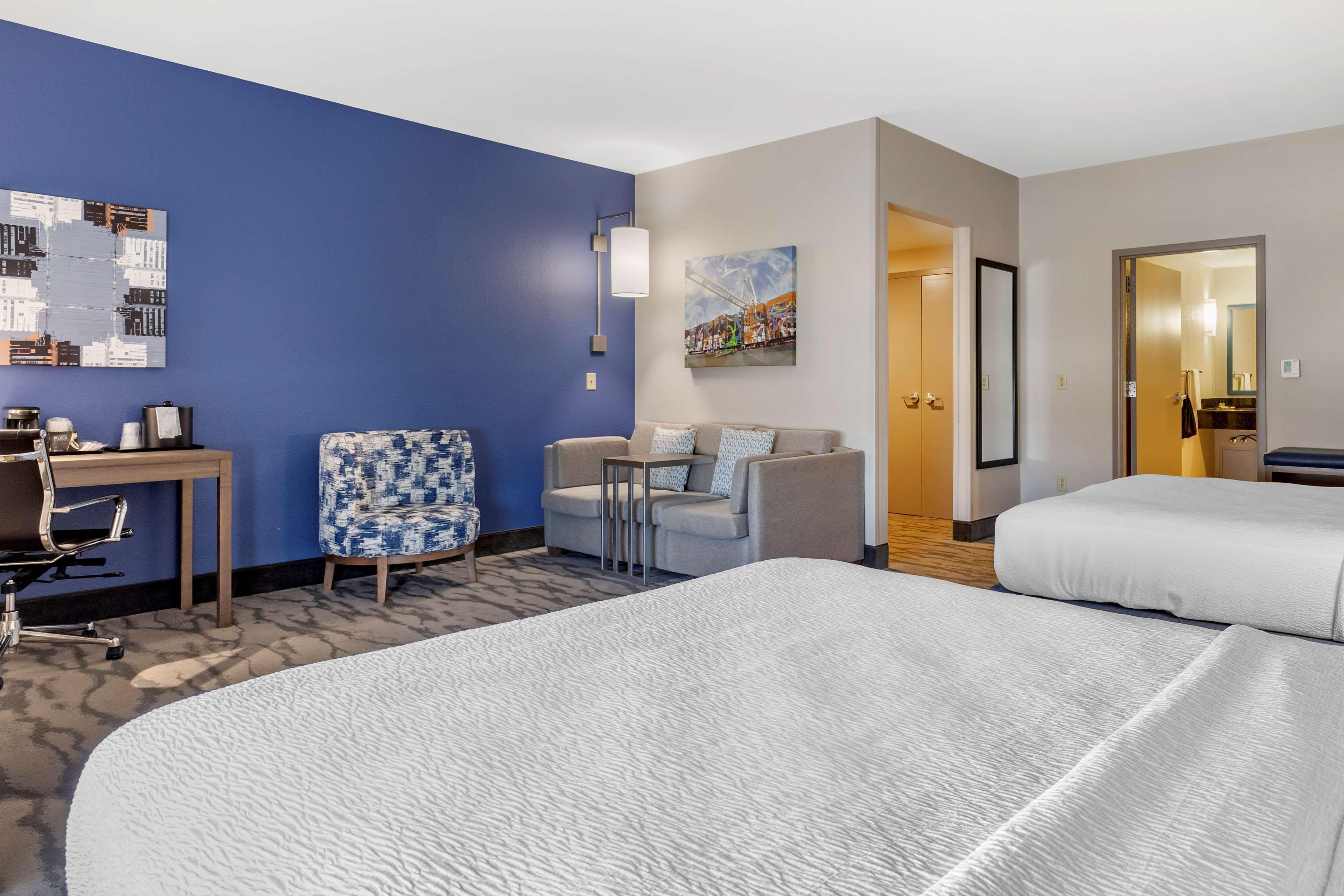 Best Western Plus Castlerock Inn&Suites Bentonville Extérieur photo